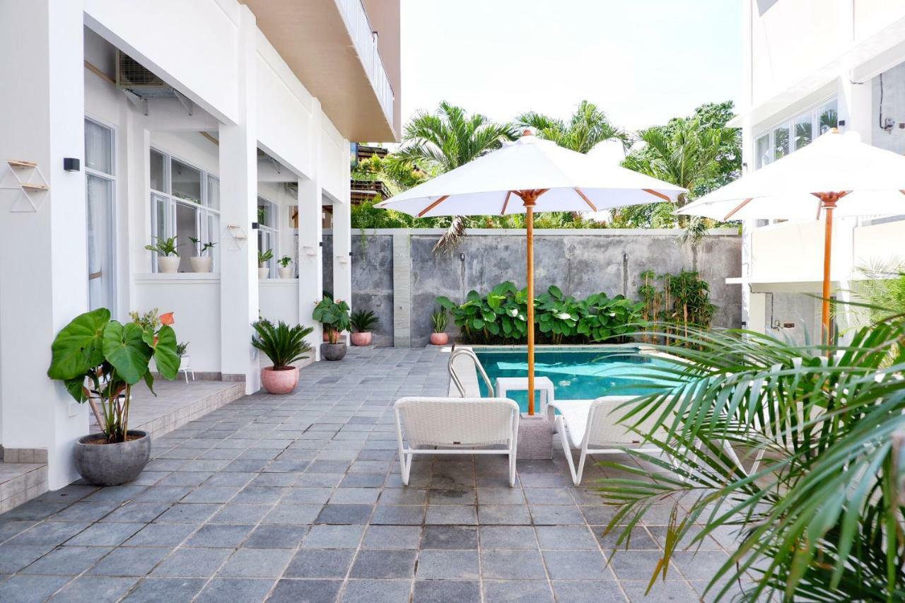 Hotel The Sloth Bali Canggu Esterno foto