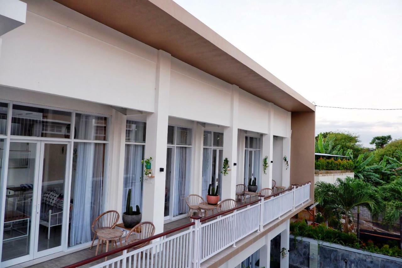 Hotel The Sloth Bali Canggu Esterno foto