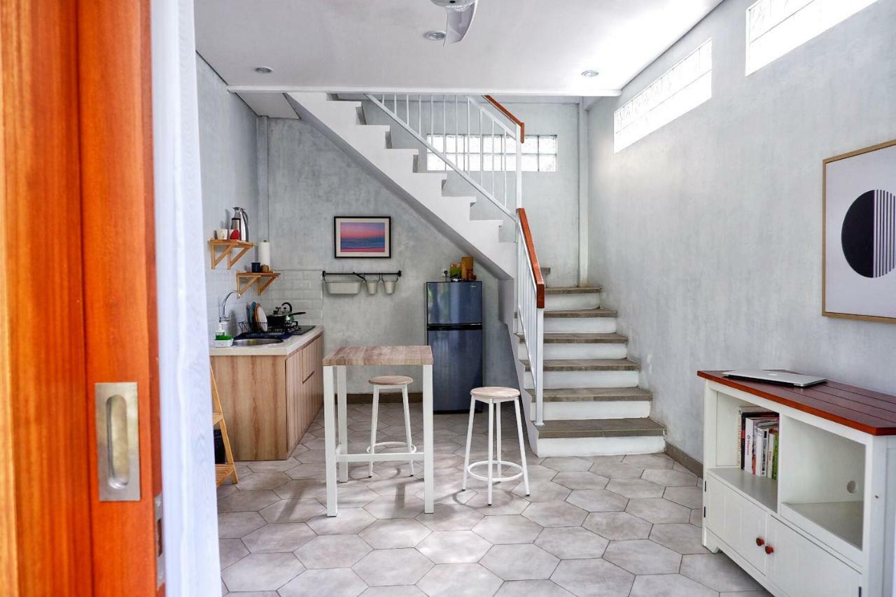 Hotel The Sloth Bali Canggu Esterno foto