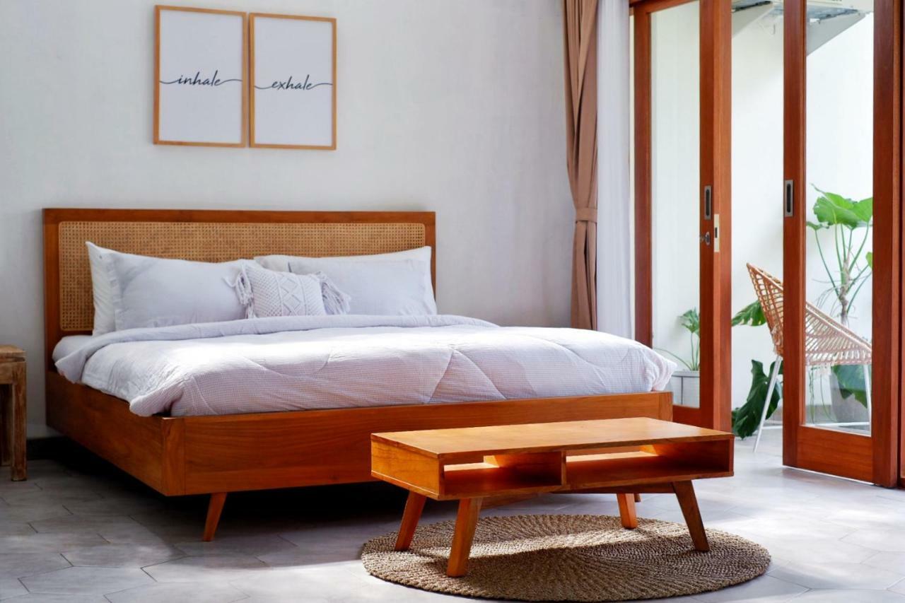 Hotel The Sloth Bali Canggu Esterno foto