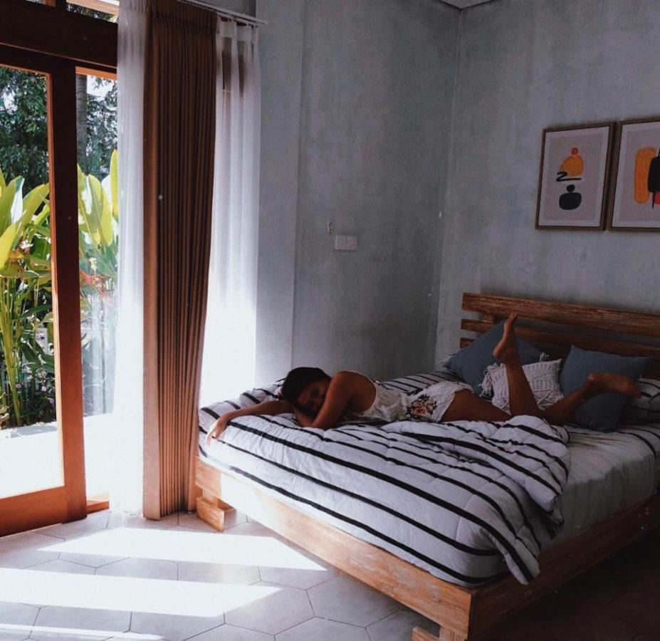 Hotel The Sloth Bali Canggu Esterno foto